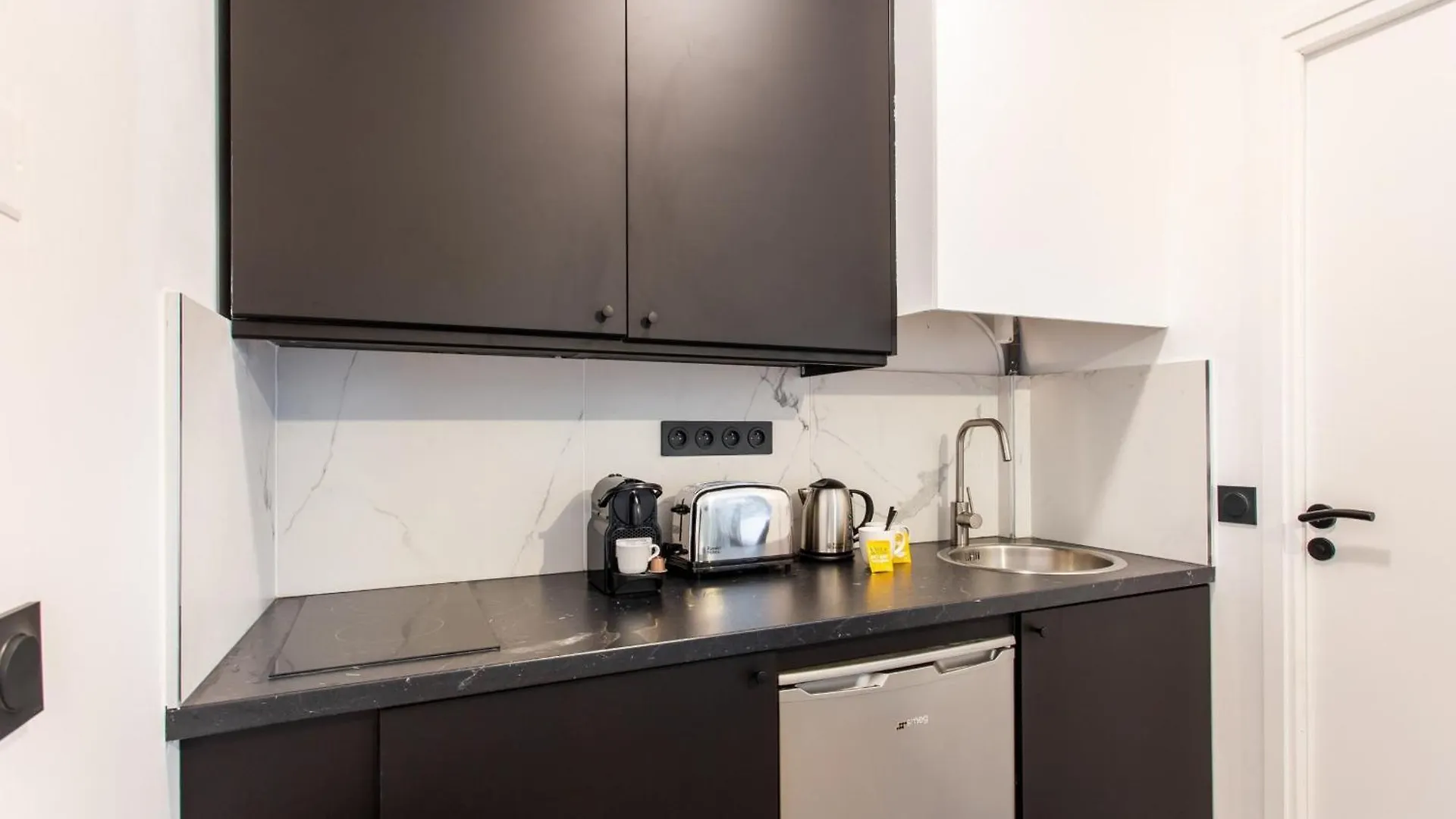Cmg Residence Bastille - Saint Antoine Paris 0*,